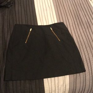 ⭐️4 for 10.00⭐️ Banana Republic black skirt